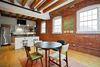 8 Newcomb St unit 6, Boston, MA 02118 - photo 4