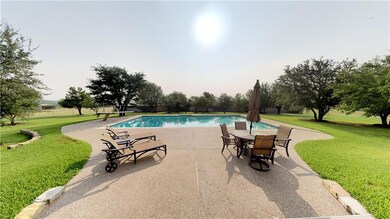 Private back yard, large pool, ample deck for ente