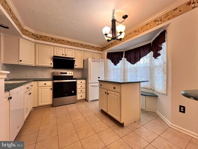 12423 Sky Blue Dr, Germantown, MD 20874 - photo 4