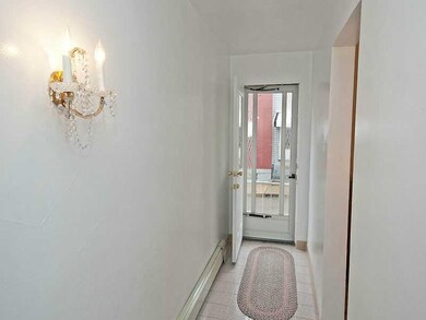 Entry/Foyer. Tiled entry way adds elegance.