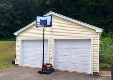 4 Yellow Farm Rd, South Deerfield, MA 01373 - photo 4