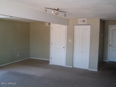 C:\fakepath\023-271845 Family Room