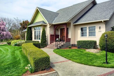 300 Nelson Way, Grants Pass, OR 97526 - photo 4