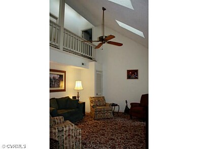 Living Room - Ceiling fan in living room