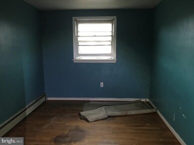 3337 Sheidy Ave, Reading, PA 19605 - photo 6