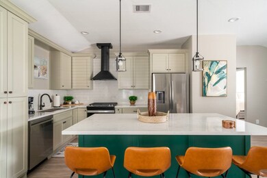 206 Robert Lee Rd, Houston, TX 77009 - photo 3