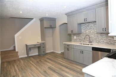 4361 W Saucon Valley Rd, Coopersburg, PA 18036 - photo 6