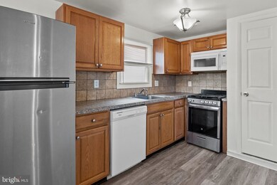 2850 Sebring Rd, Philadelphia, PA 19152 - photo 4