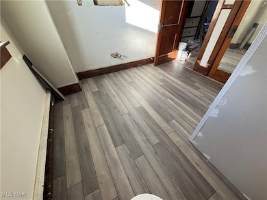 1023 Fulton Rd NW, Canton, OH 44703 - photo 6