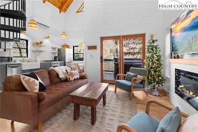 68 Bear Den Mountain View Dr, Marion, NC 28752 - photo 4