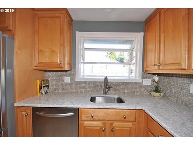 1400 Rosemarie Dr, West Linn, OR 97068 - photo 6