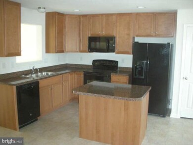 121 Carnegie Links Dr, Martinsburg, WV 25405 - photo 5