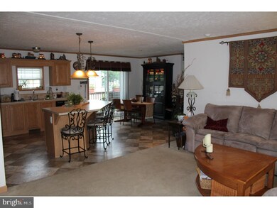 252 Horseshoe Dr, Garnet Valley, PA 19060 - photo 5