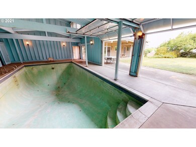 2310 Radio Way, the Dalles, OR 97058 - photo 5