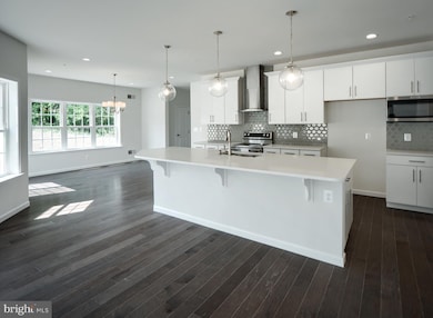 350 Village Rd unit SEBASTIAN, Strasburg, PA 17579 - photo 4