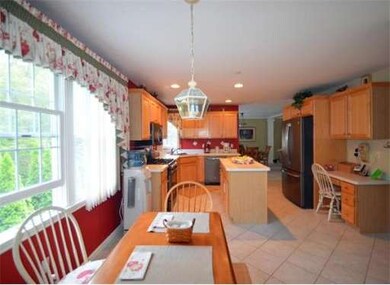 30 Huckleberry Ln, North Andover, MA 01845 - photo 3