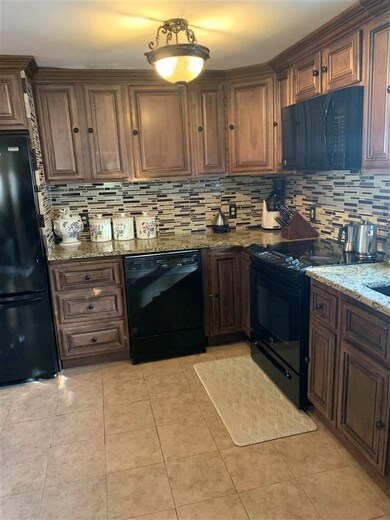 17 Wilder St, Nashua, NH 03060 - photo 6