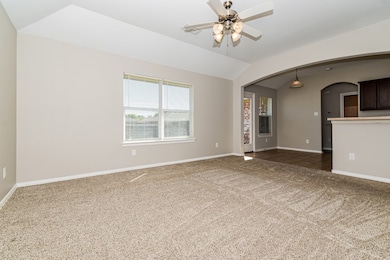 1818 Willowbrook Dr, Terrell, TX 75160 - photo 4