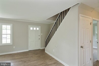 12706 Clearfield Dr, Bowie, MD 20715 - photo 5