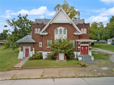 200 W Park Place, Jeffersonville, IN 47130 - photo 3