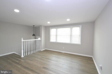 967 Circle Dr, Halethorpe, MD 21227 - photo 2