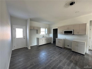 1609 Unity Dr, Mercedes, TX 78570 - photo 3