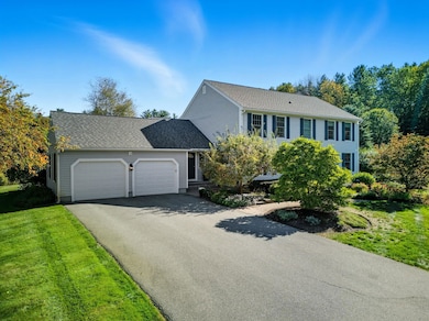 7 Camelot Rd, Windham, NH 03087 - photo 2