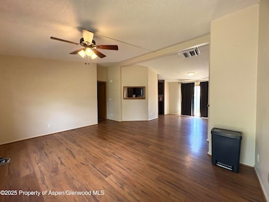 122 E Tamarack Cir, Parachute, CO 81635 - photo 4