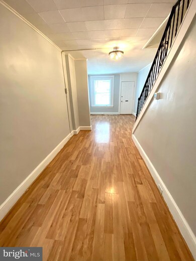 358 Linden St, Reading, PA 19604 - photo 3