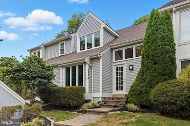 3878 Alder Woods Ct, Fairfax, VA 22033 - photo 2