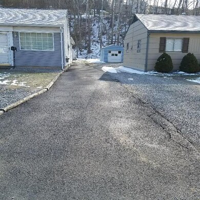 Driveway 4 car parking