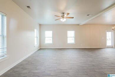 295 Ridgeview Cir, Jemison, AL 35085 - photo 3