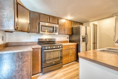 203 Wilson Ave, Auburn, KY 42206 - photo 7