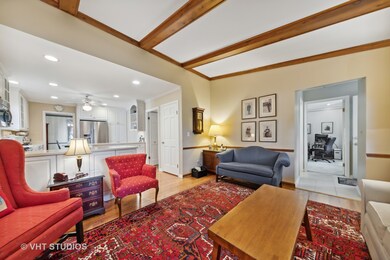 509 Bayberry Ln, Naperville, IL 60563 - photo 2