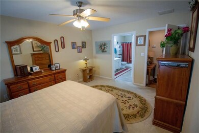 6072 N Stratton Ct, Columbus, IN 47203 - photo 6