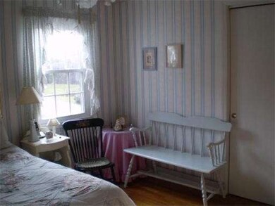 85 Maple St, Spencer, MA 01562 - photo 7