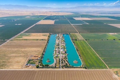 3700 Blue Loop Ln, Arvin, CA 93203 - photo 3