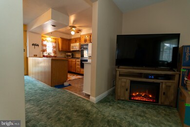 8619 Black Oak Rd, Parkville, MD 21234 - photo 4