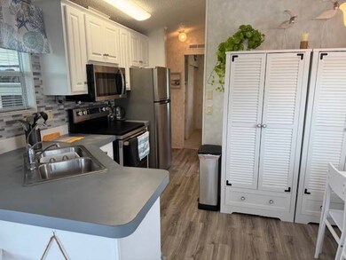 4320 Dundee Rd unit 36, Winter Haven, FL 33884 - photo 4