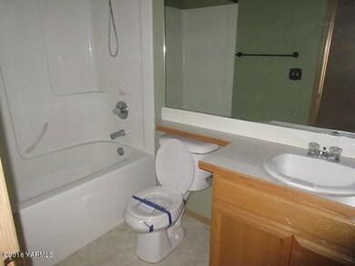 566-093103-bath 1 (2)