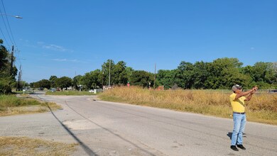 6423 Lockwood Dr, Houston, TX 77028 - photo 6