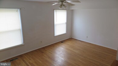 9454 Canterbury Riding, Laurel, MD 20723 - photo 4