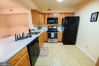 2407A Yarmouth Ln unit 2407, Mount Laurel, NJ 08054 - photo 7