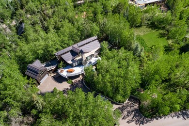 24 Exterior Aerial