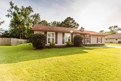 1002 Massey Rd, Jacksonville, NC 28546 - photo 3