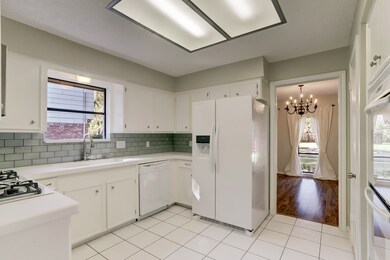 4319 Black Locust Dr, Houston, TX 77088 - photo 7