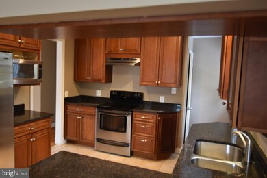 6627 32nd St N, Arlington, VA 22213 - photo 4