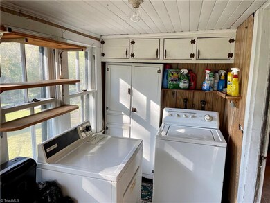 141 West St, Asheboro, NC 27205 - photo 5