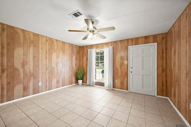 332 Gladiolus St, Port Allen, LA 70767 - photo 5