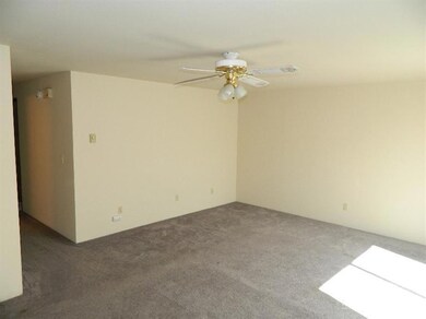 2405 SW 30th St, Redmond, OR 97756 - photo 2